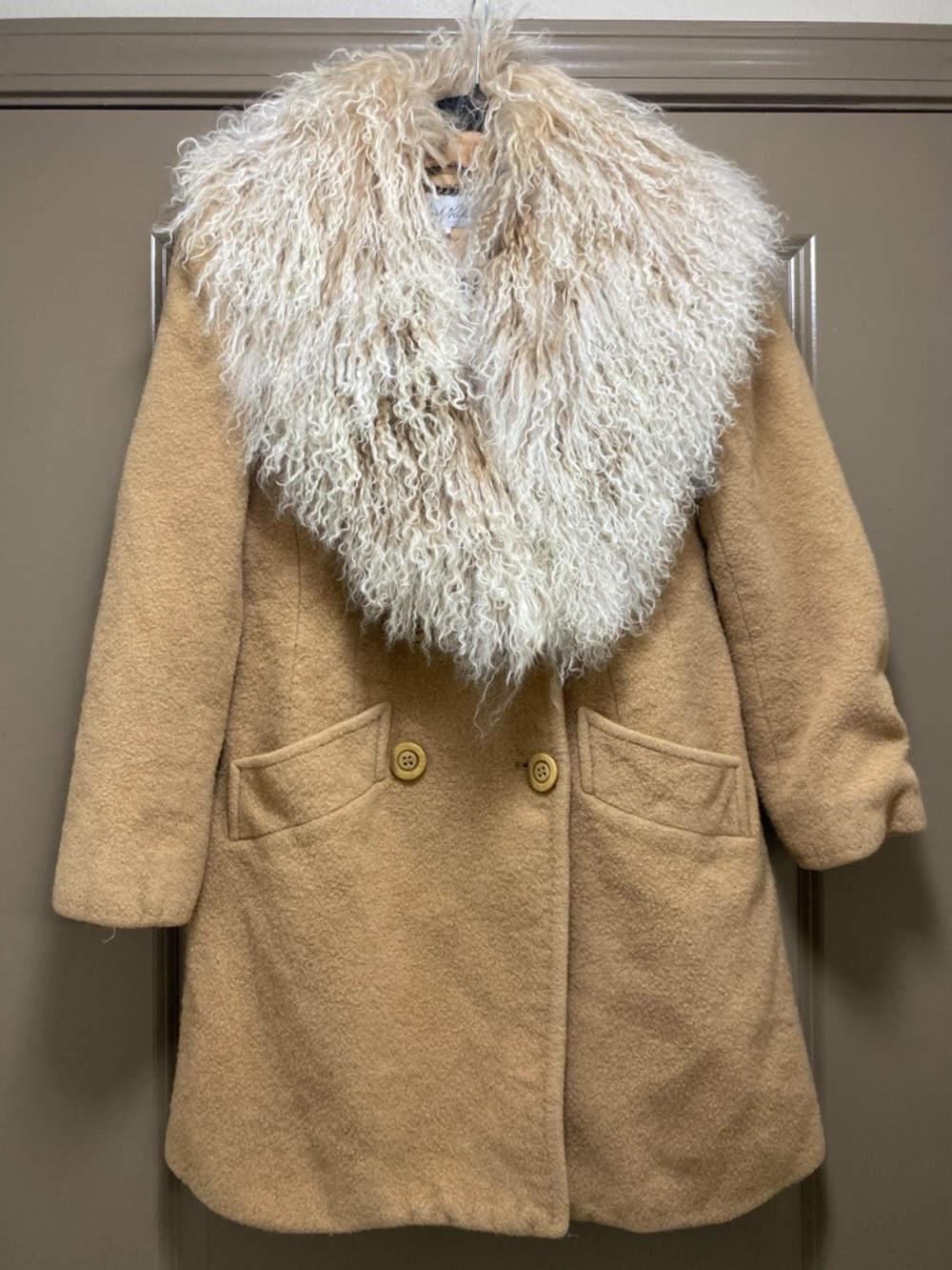 Daniel & Rebecca Camel hair  Blend Camel Coat with Cream Faux Fur Collar